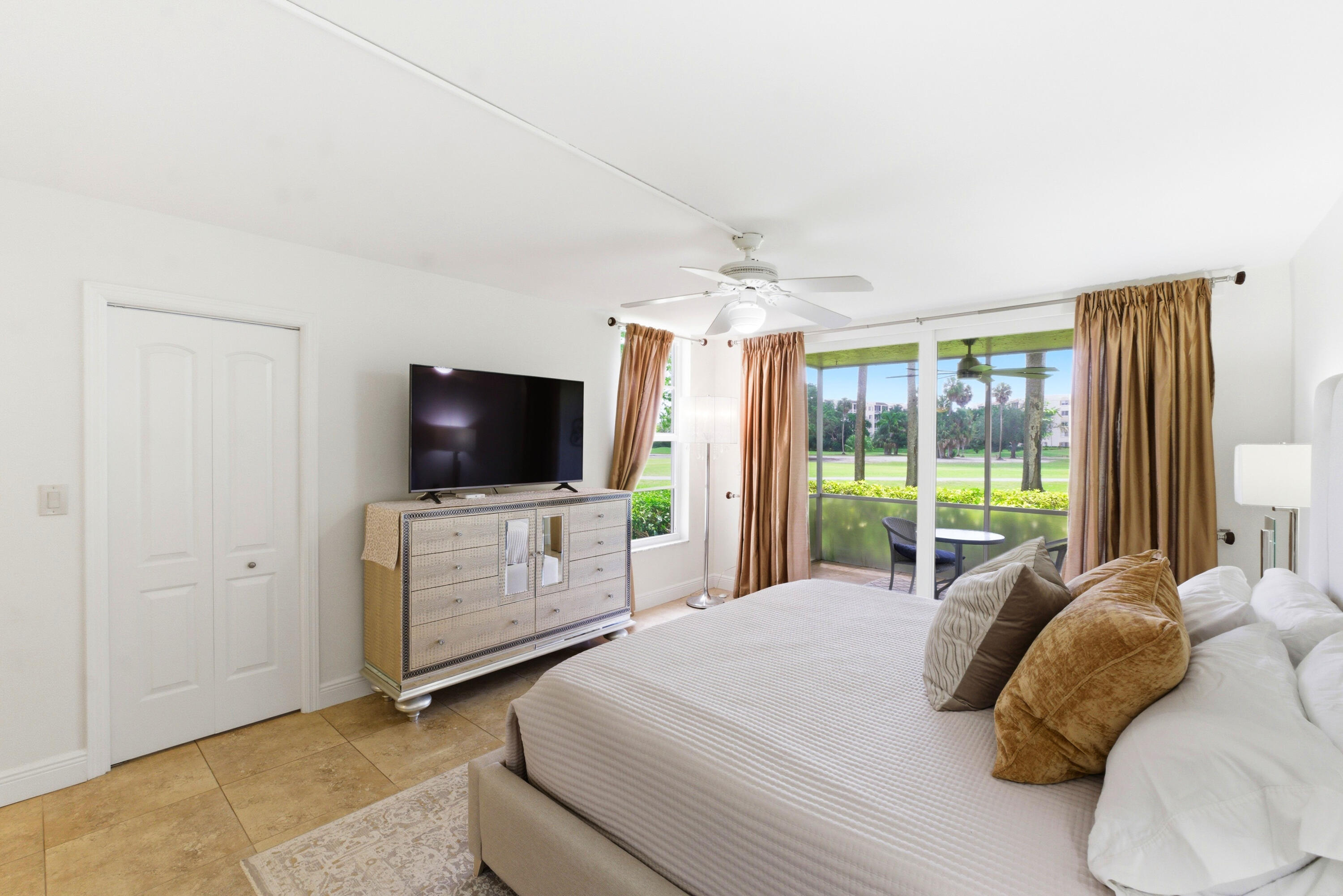 NO 70 PALM-AIRE COUNTRY CLUB - Residential