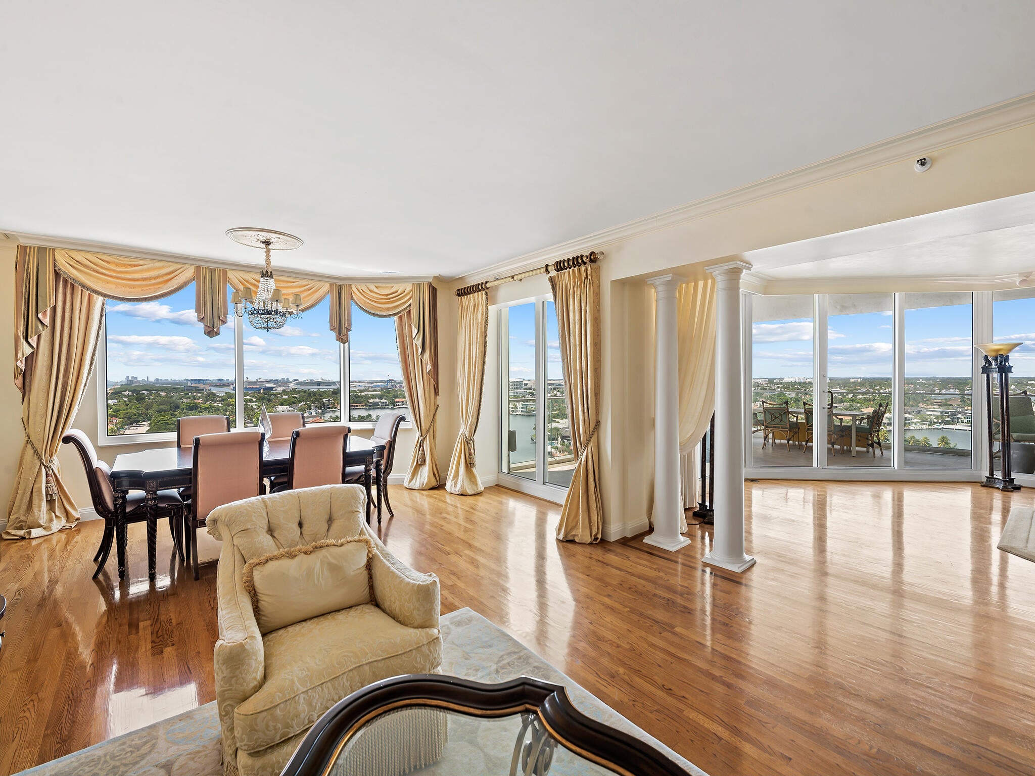 3055 Harbor Drive 1603