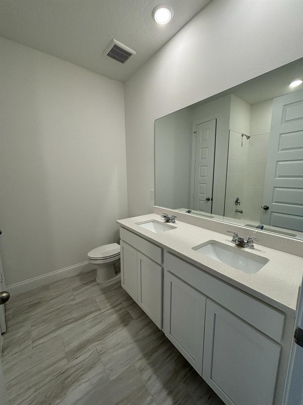 AZALEA - Residential Lease