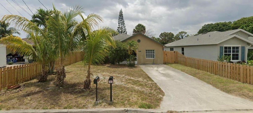 Photo of 6774 4th Street, Jupiter, FL 33458 (MLS # B26079717)