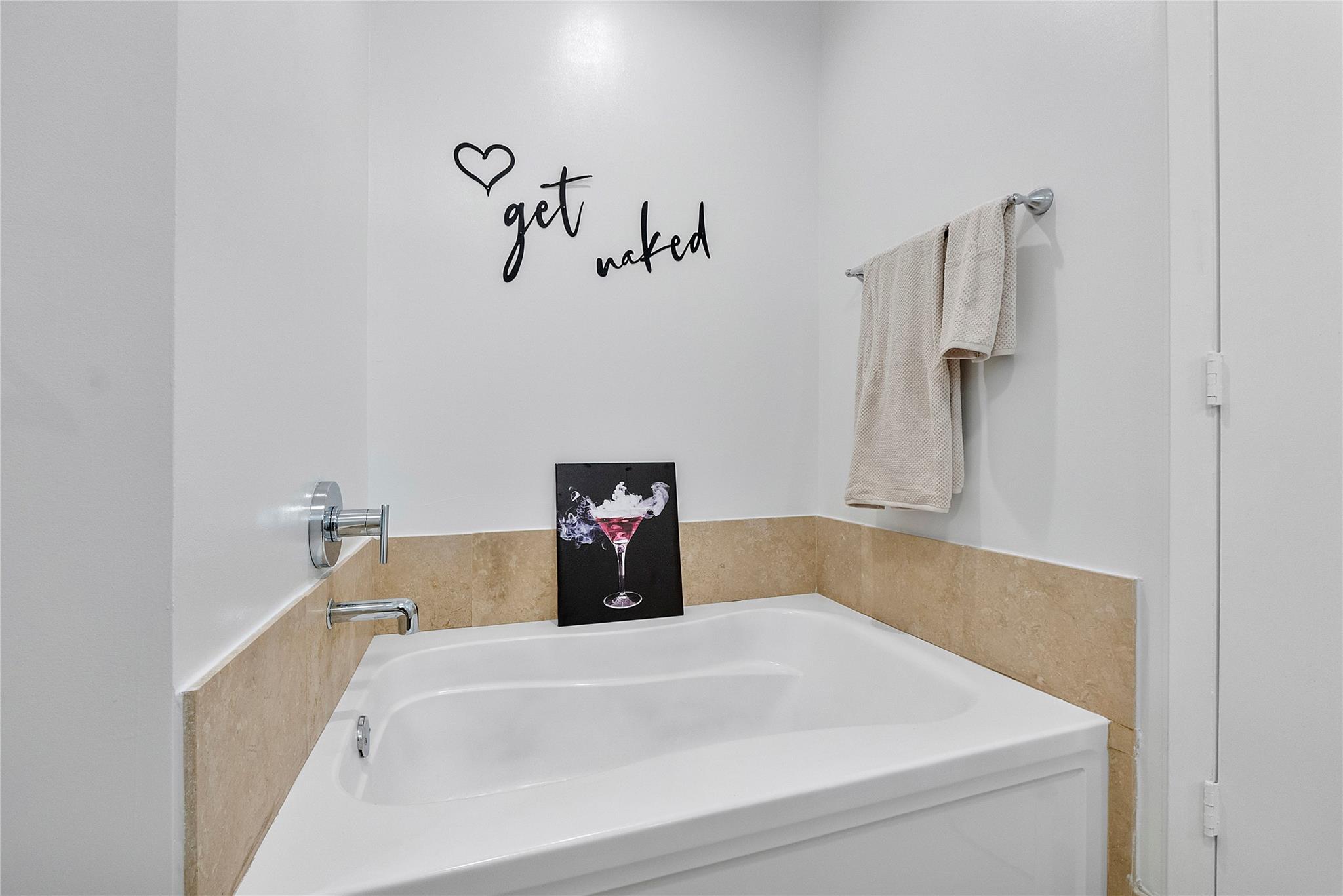 NOLA LOFTS CONDOMINIUM I - Residential Lease