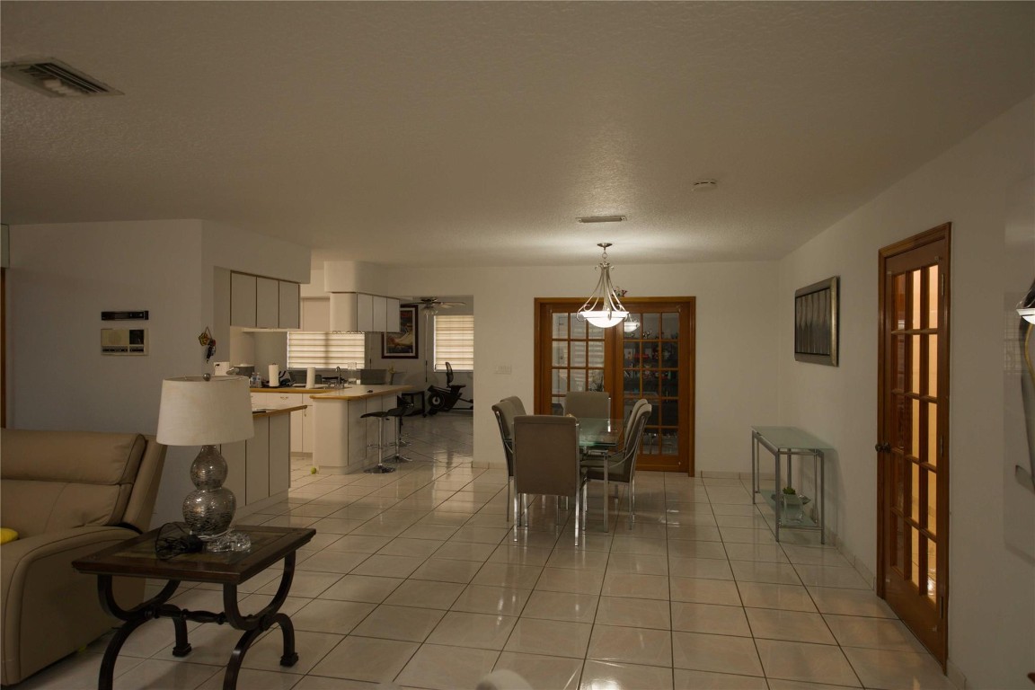 Hollywood Golf Estates Se - Residential