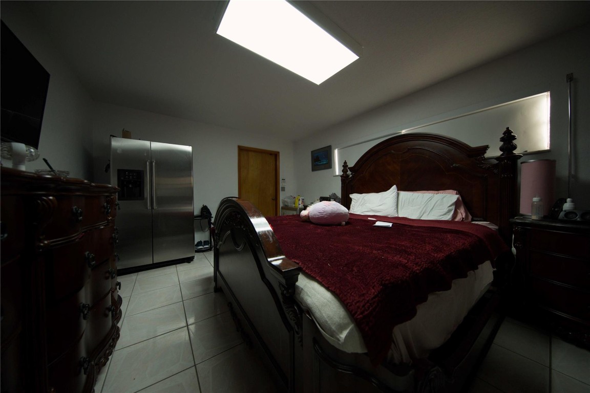 Hollywood Golf Estates Se - Residential