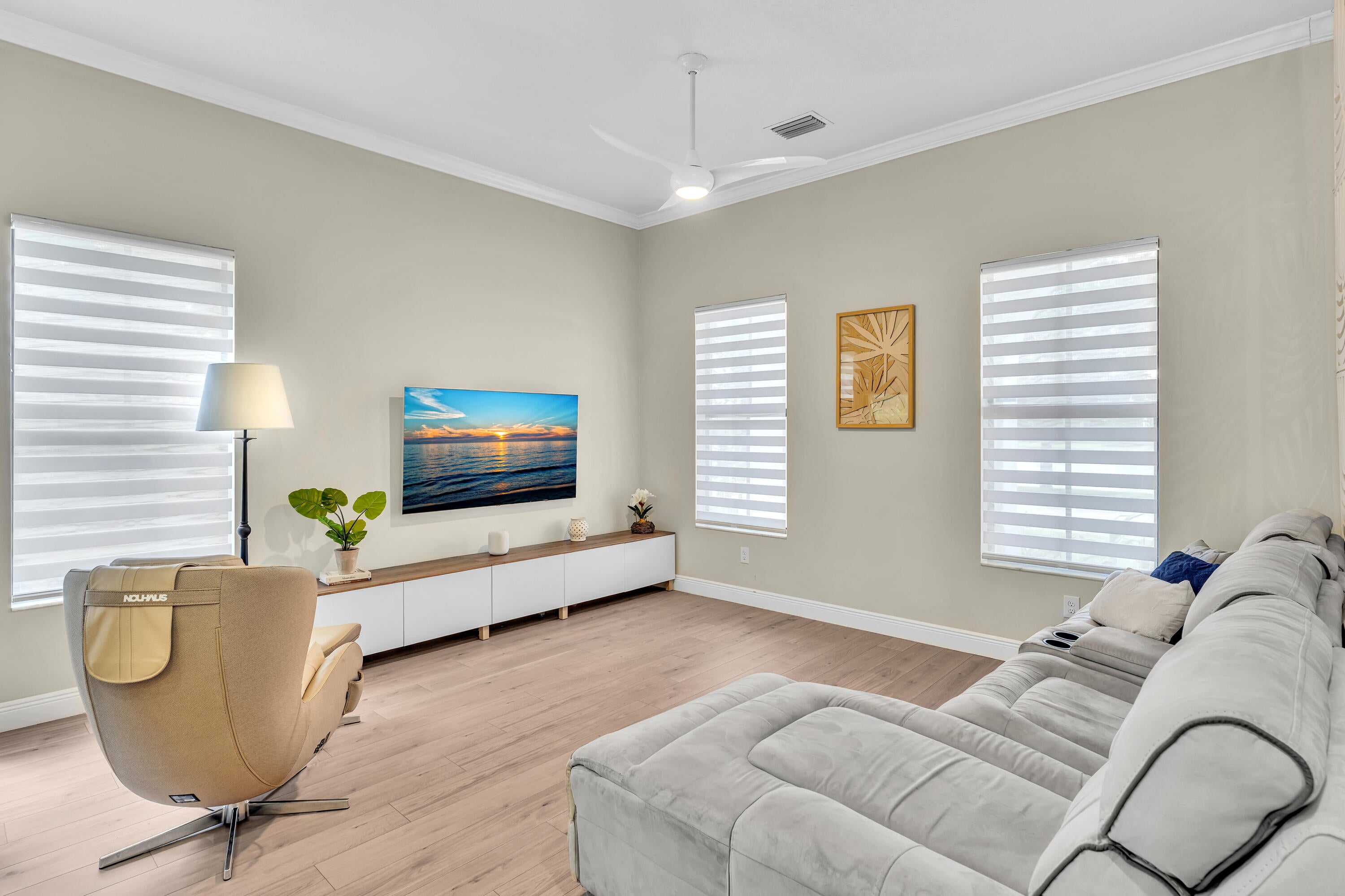8289 NW 38TH Street