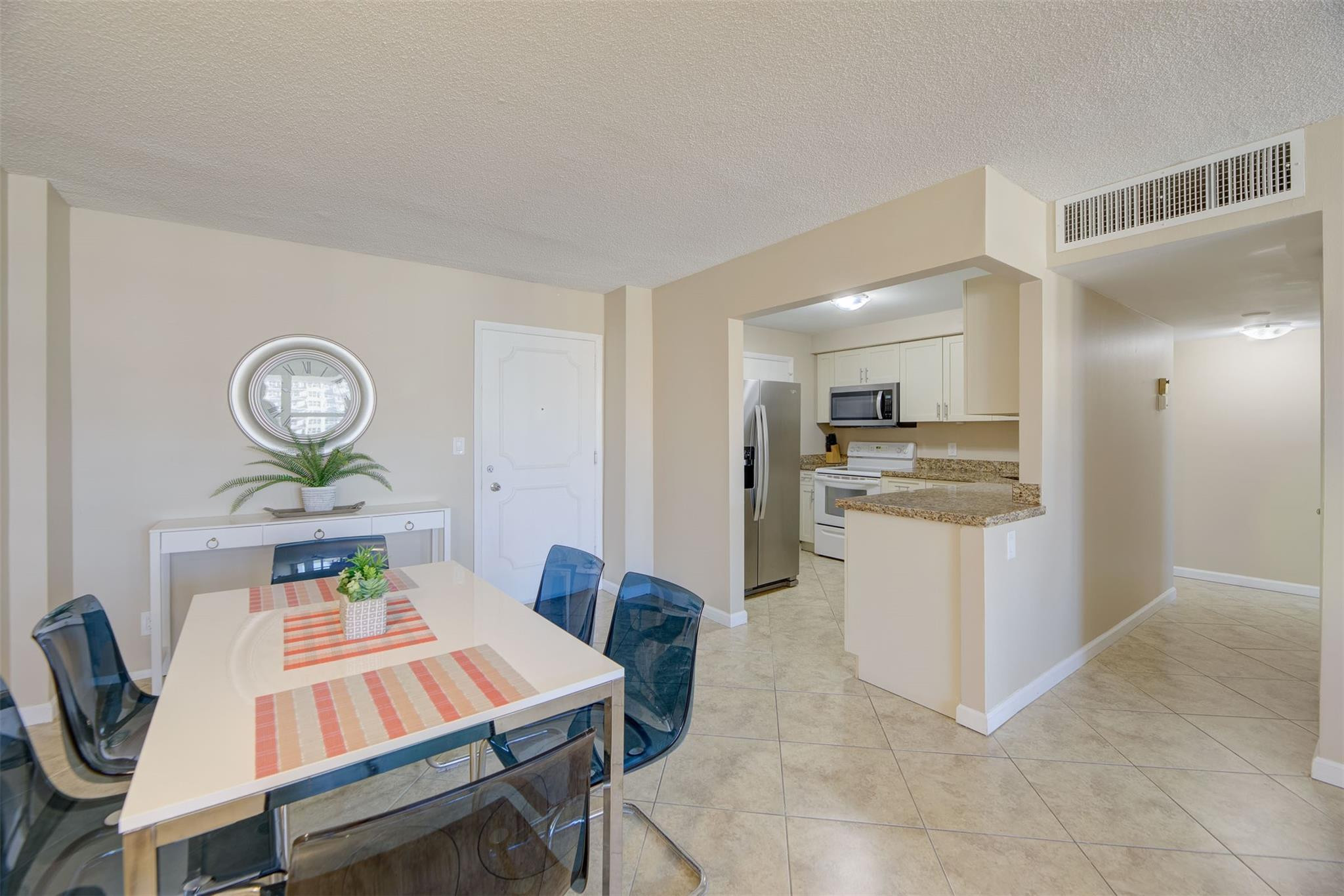 305 N Pompano Beach Boulevard 1403