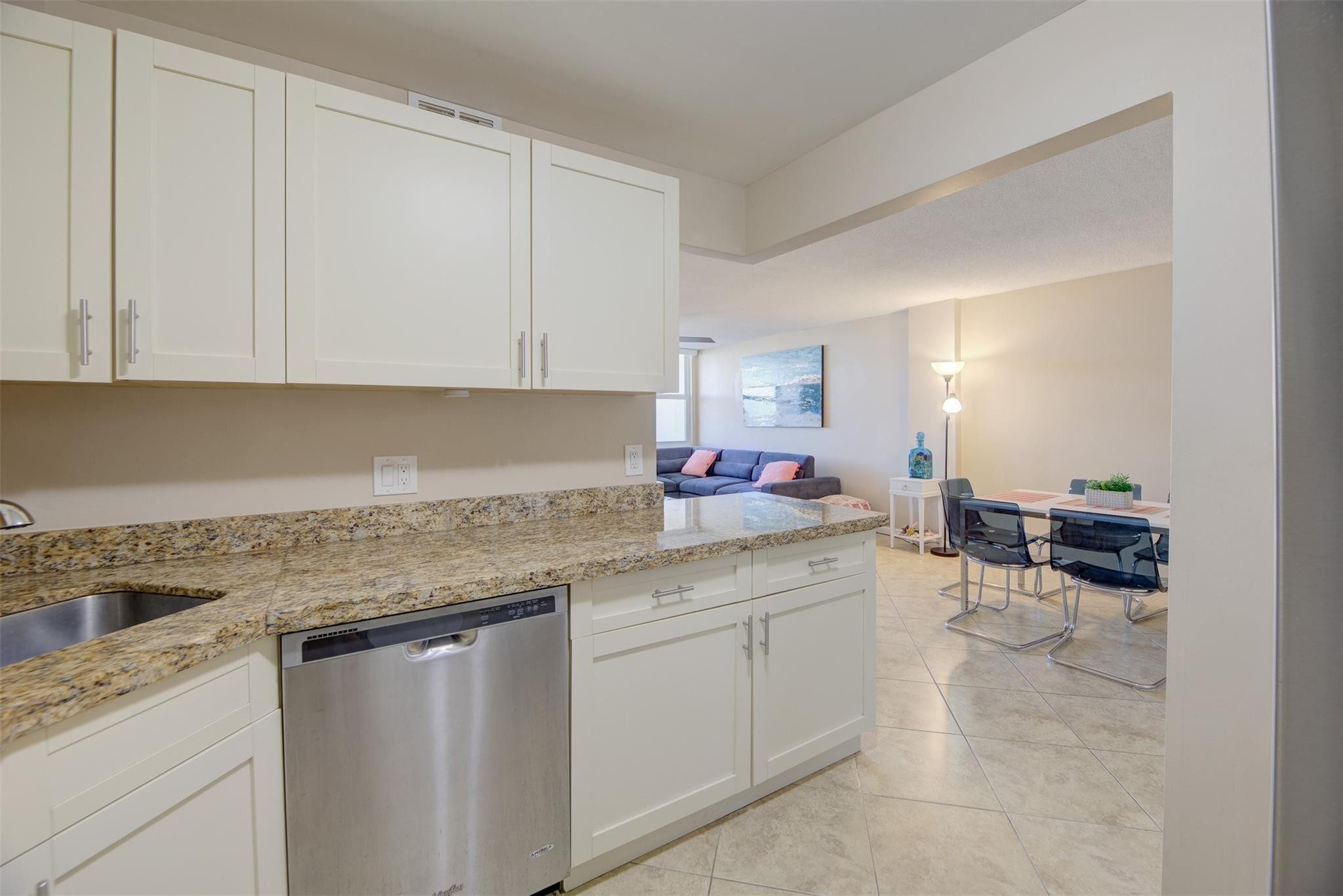 305 N Pompano Beach Boulevard 1403