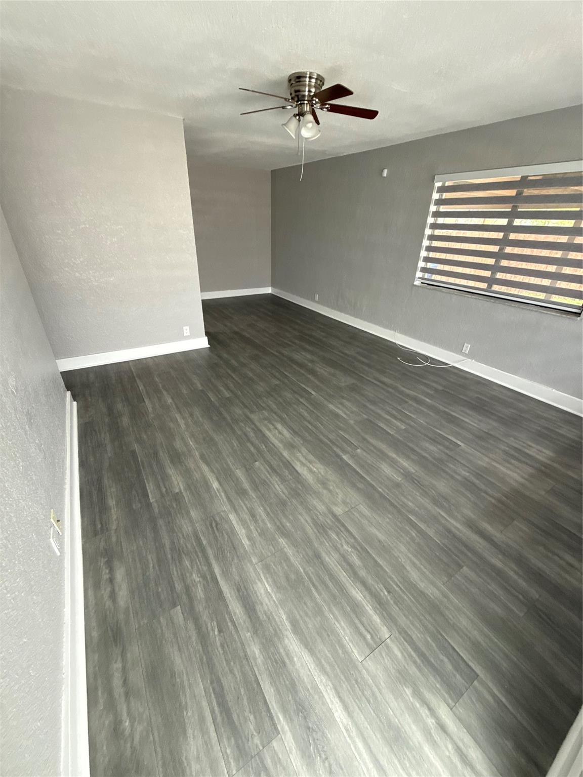 VENETIAN GARDENS - Residential Lease