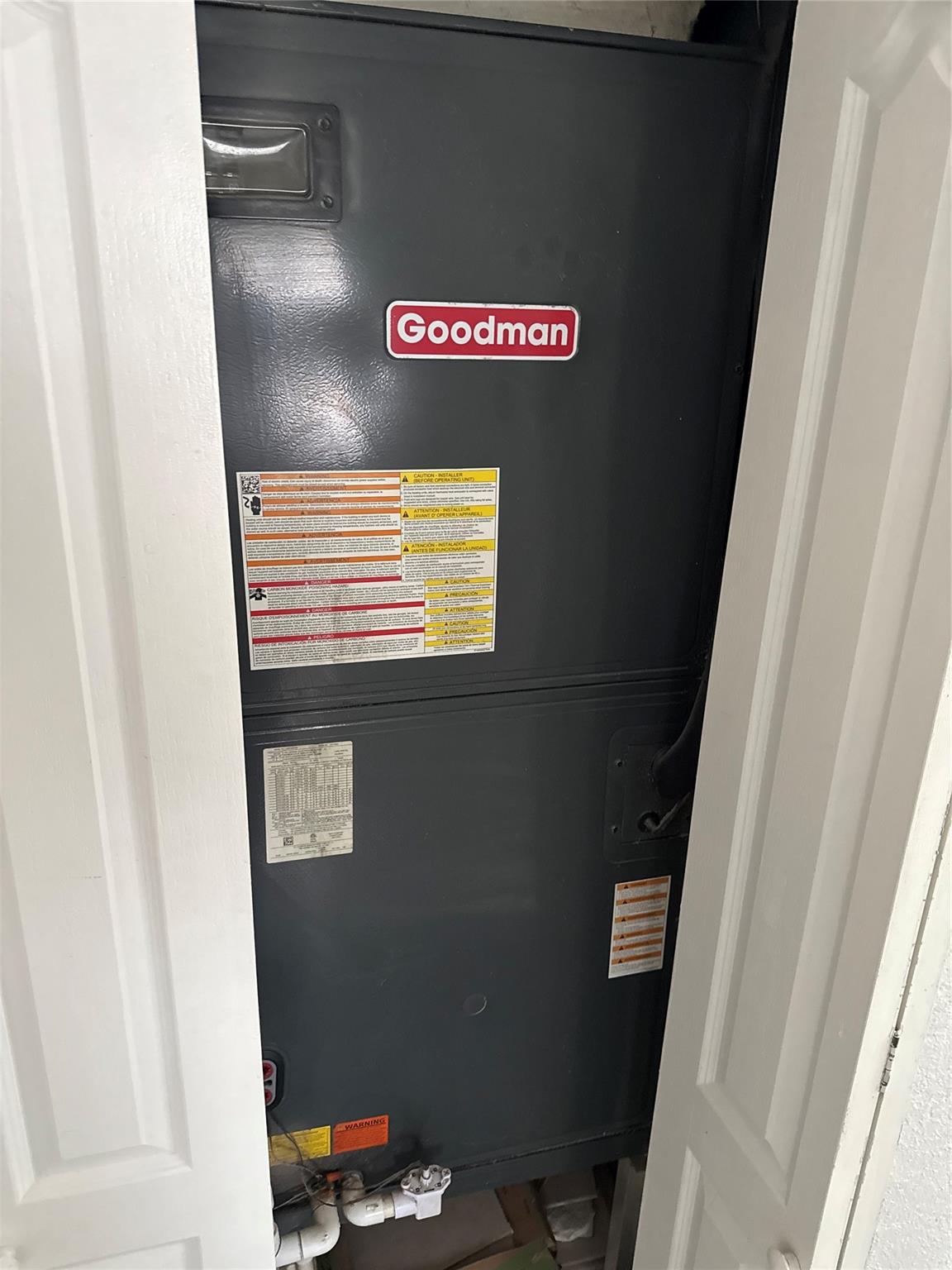 VENETIAN GARDENS - Residential Lease