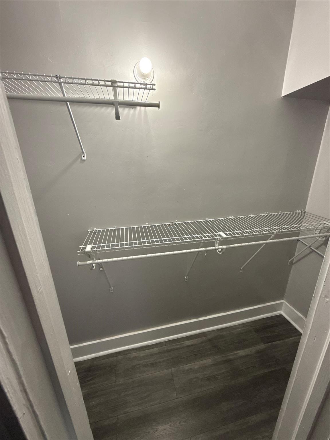 VENETIAN GARDENS - Residential Lease