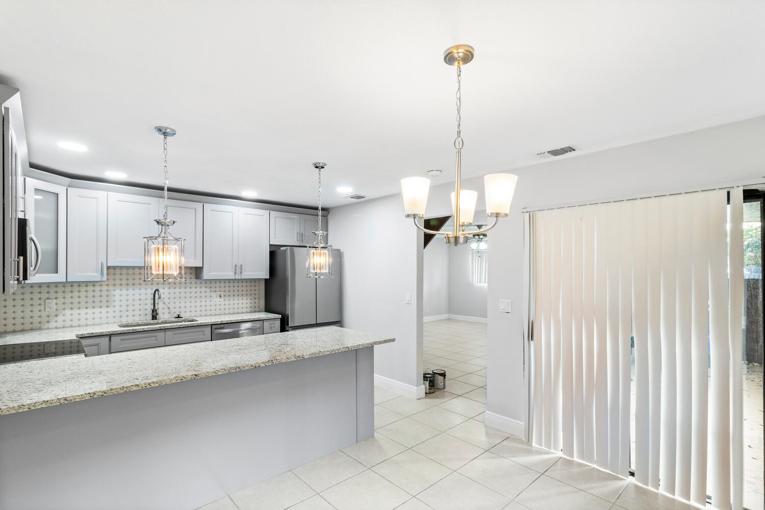 PT PAR S NORTH LAUDERDALE - Residential