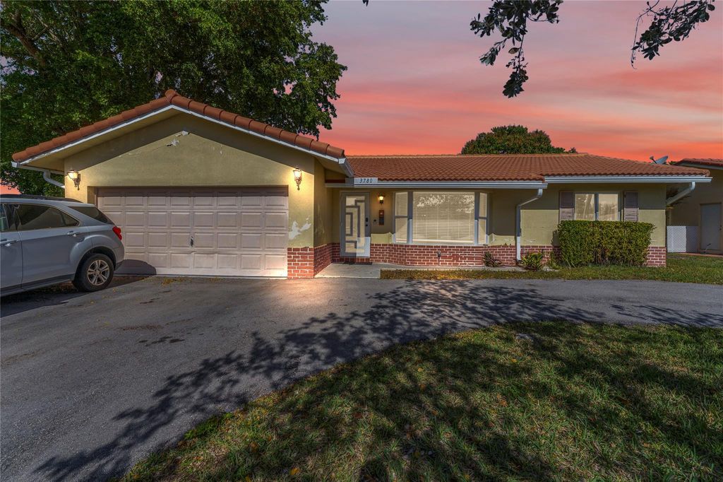 Photo of 3780 NW 78th Terrace, Coral Springs, FL 33065 (MLS # F10490981)