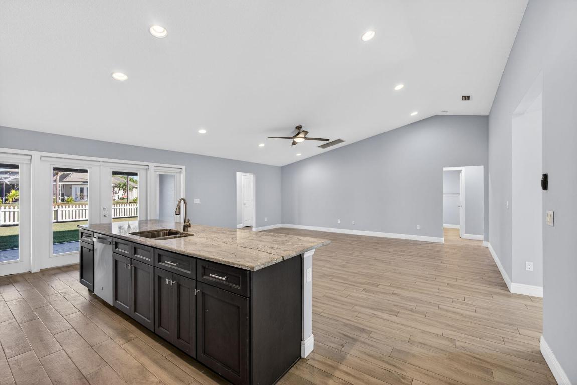 PORT ST LUCIE-SEC 30 - Residential