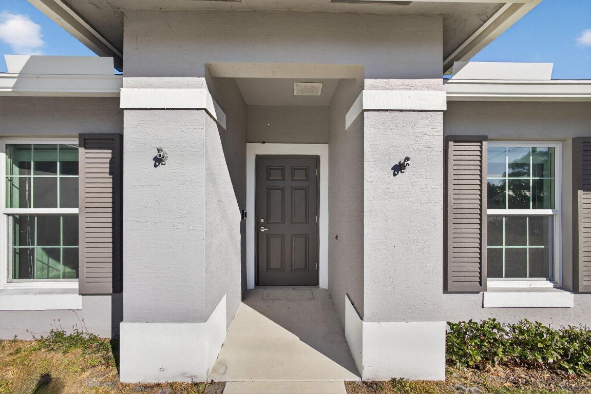 PORT ST LUCIE-SEC 30 - Residential