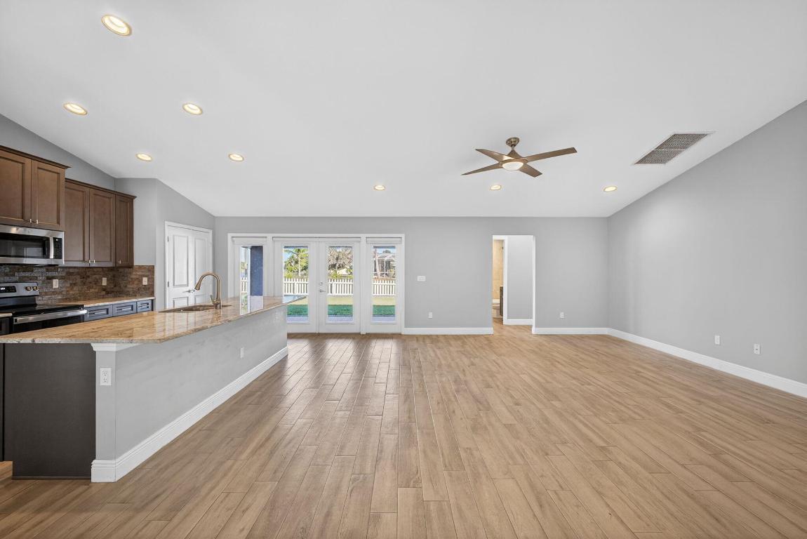 PORT ST LUCIE-SEC 30 - Residential