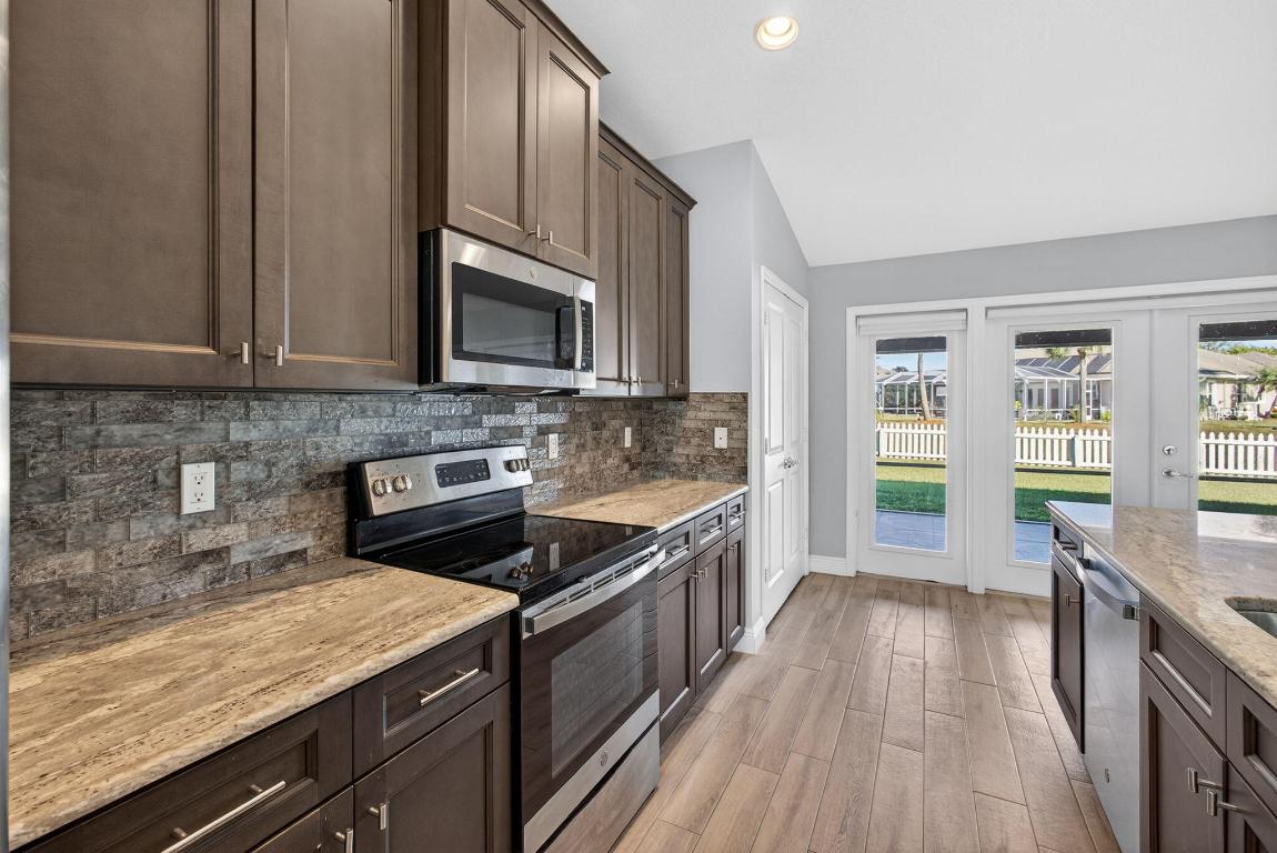 PORT ST LUCIE-SEC 30 - Residential