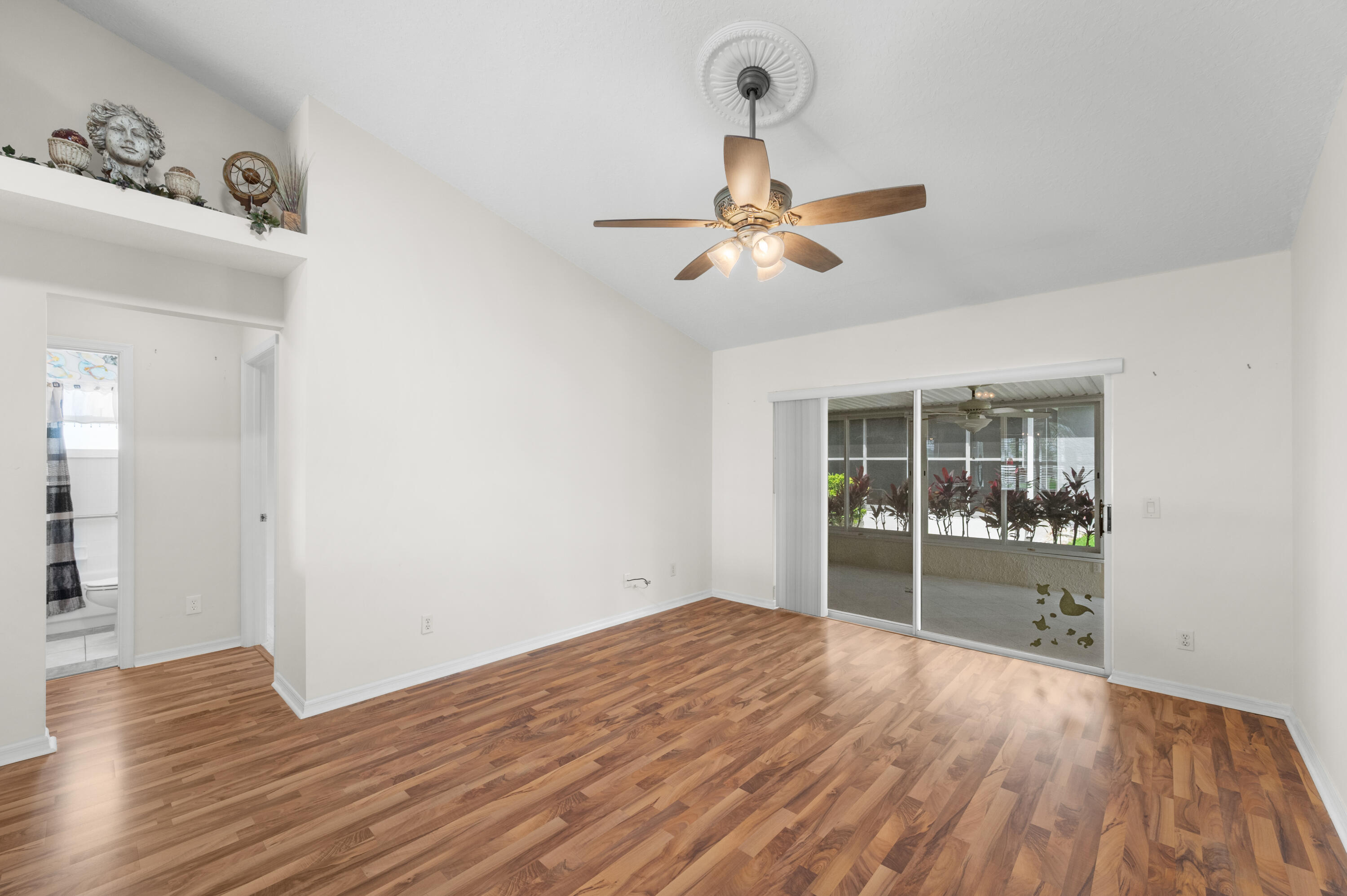 KINGS ISLE - Residential