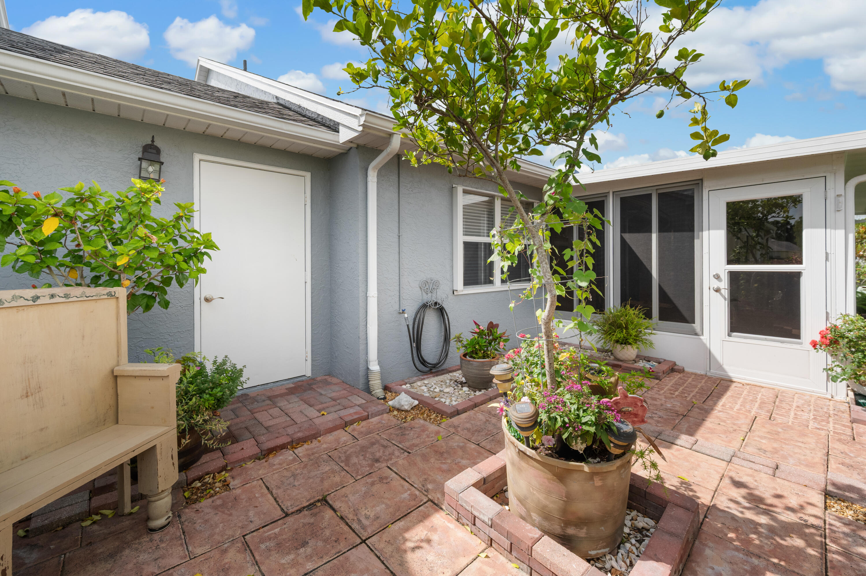 KINGS ISLE - Residential