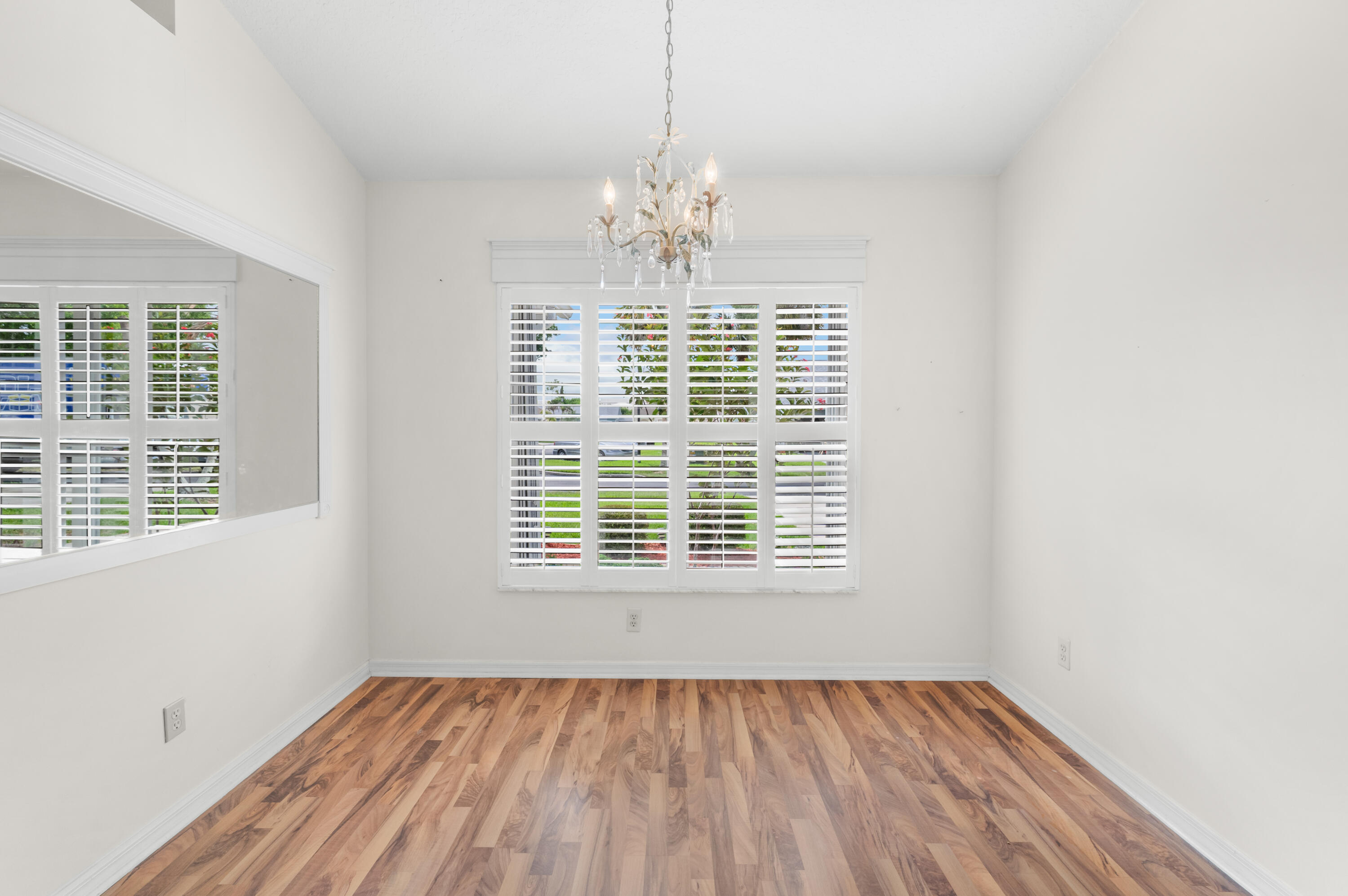 KINGS ISLE - Residential