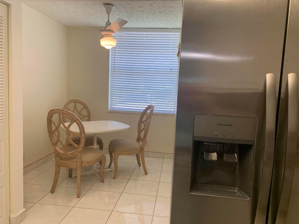 VILLAGES OF ORIOLE ABBEY CONDO - Residential Lease