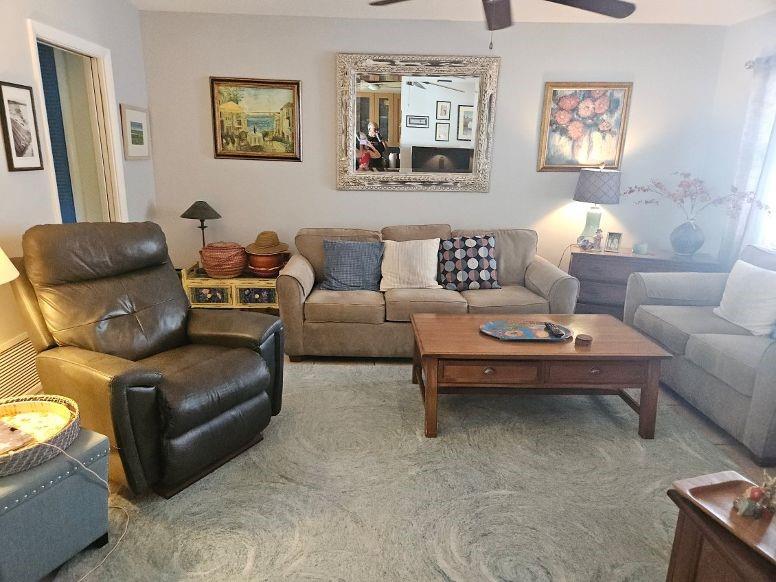 234 Hibiscus Ave 373