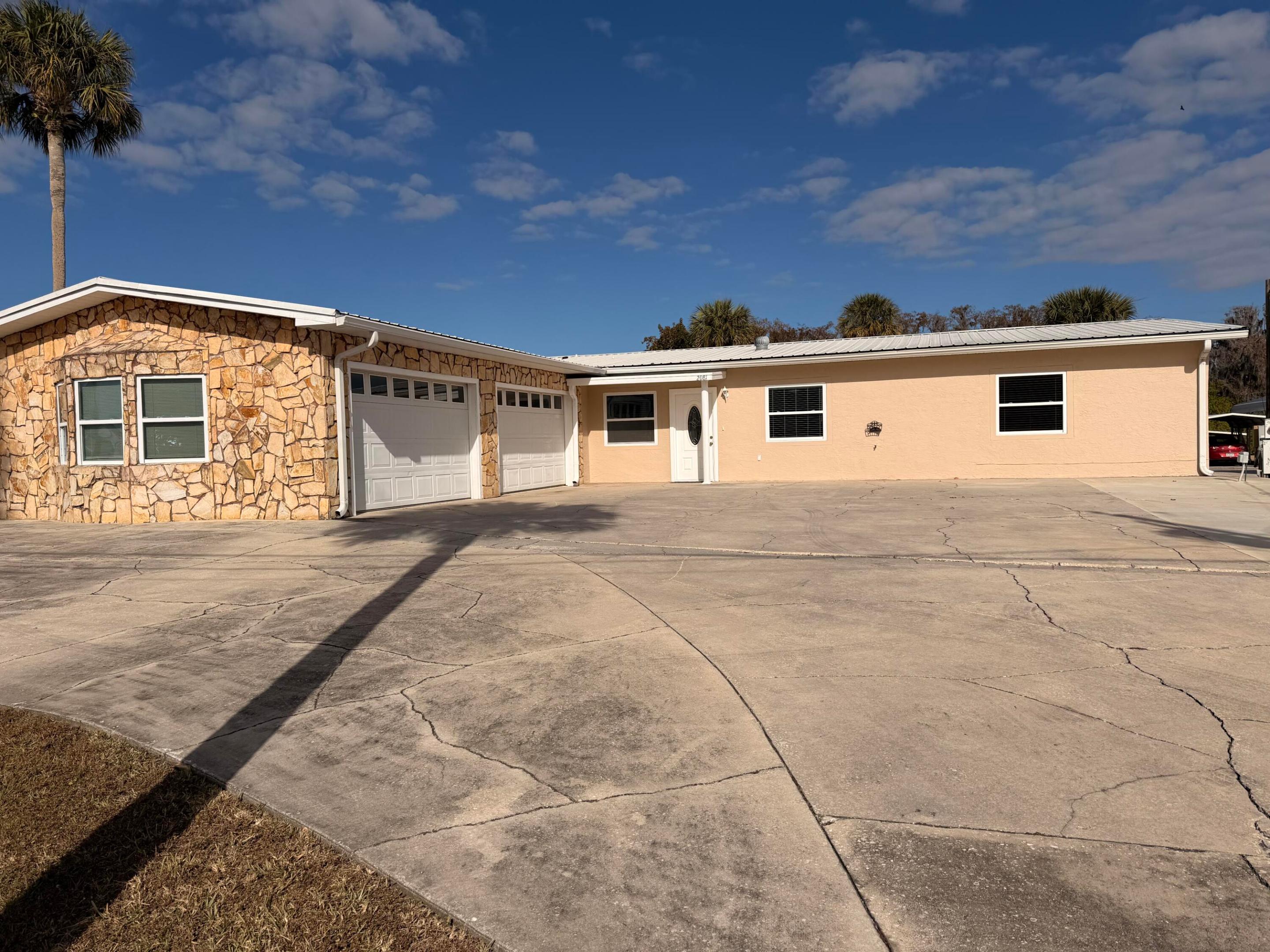 TAYLOR CREEK - Residential