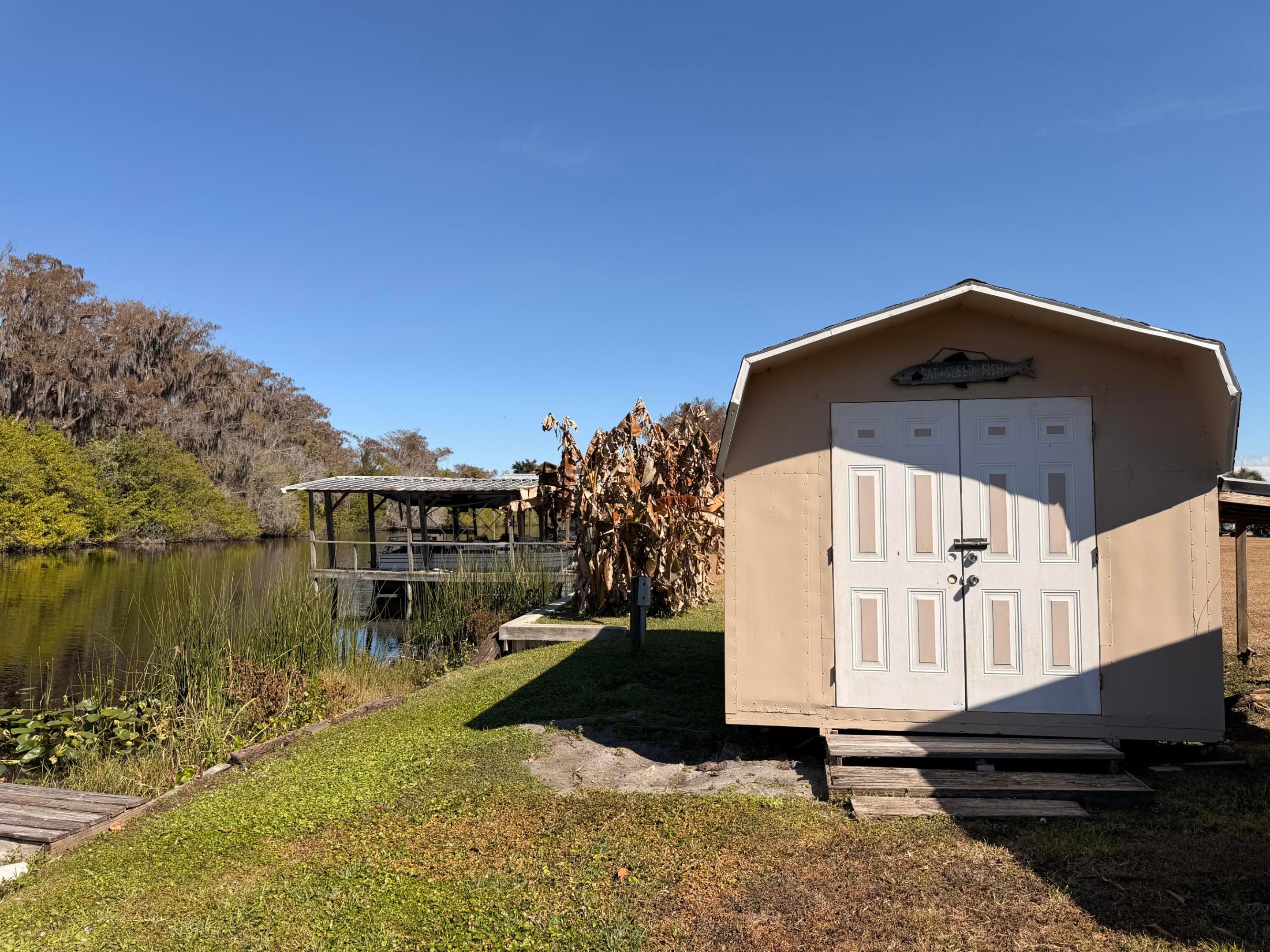 TAYLOR CREEK - Residential