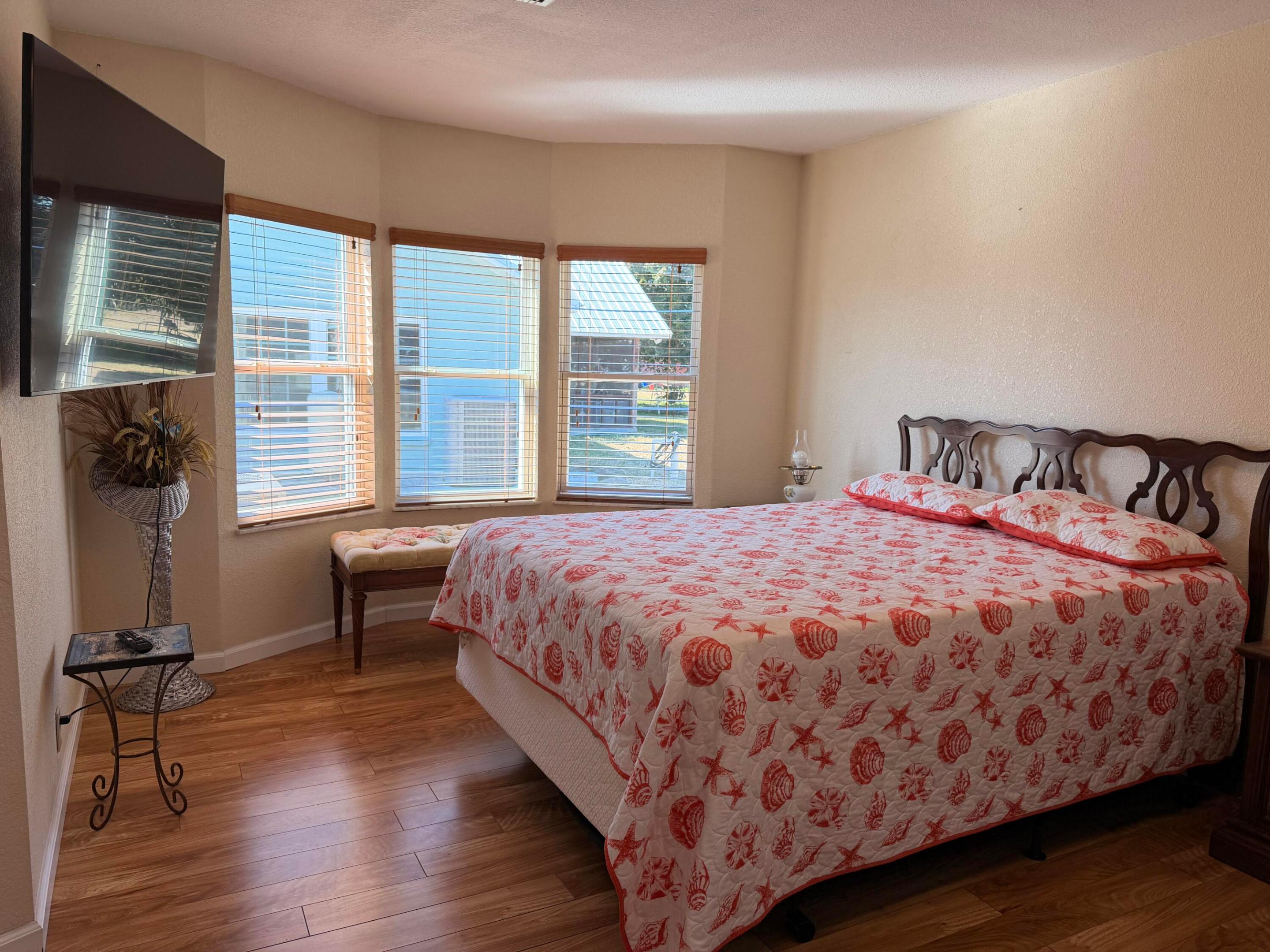 TAYLOR CREEK - Residential