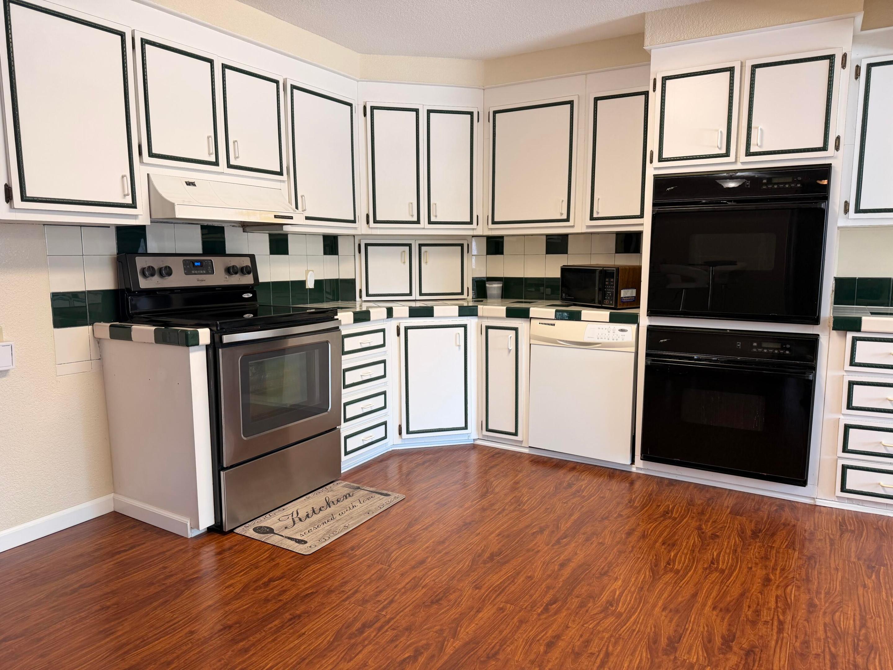 TAYLOR CREEK - Residential