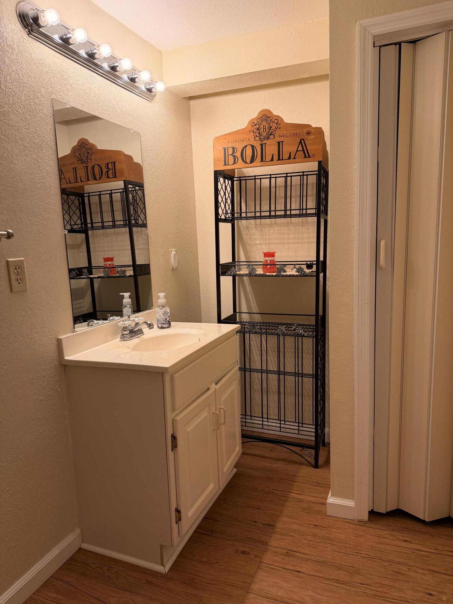 TAYLOR CREEK - Residential