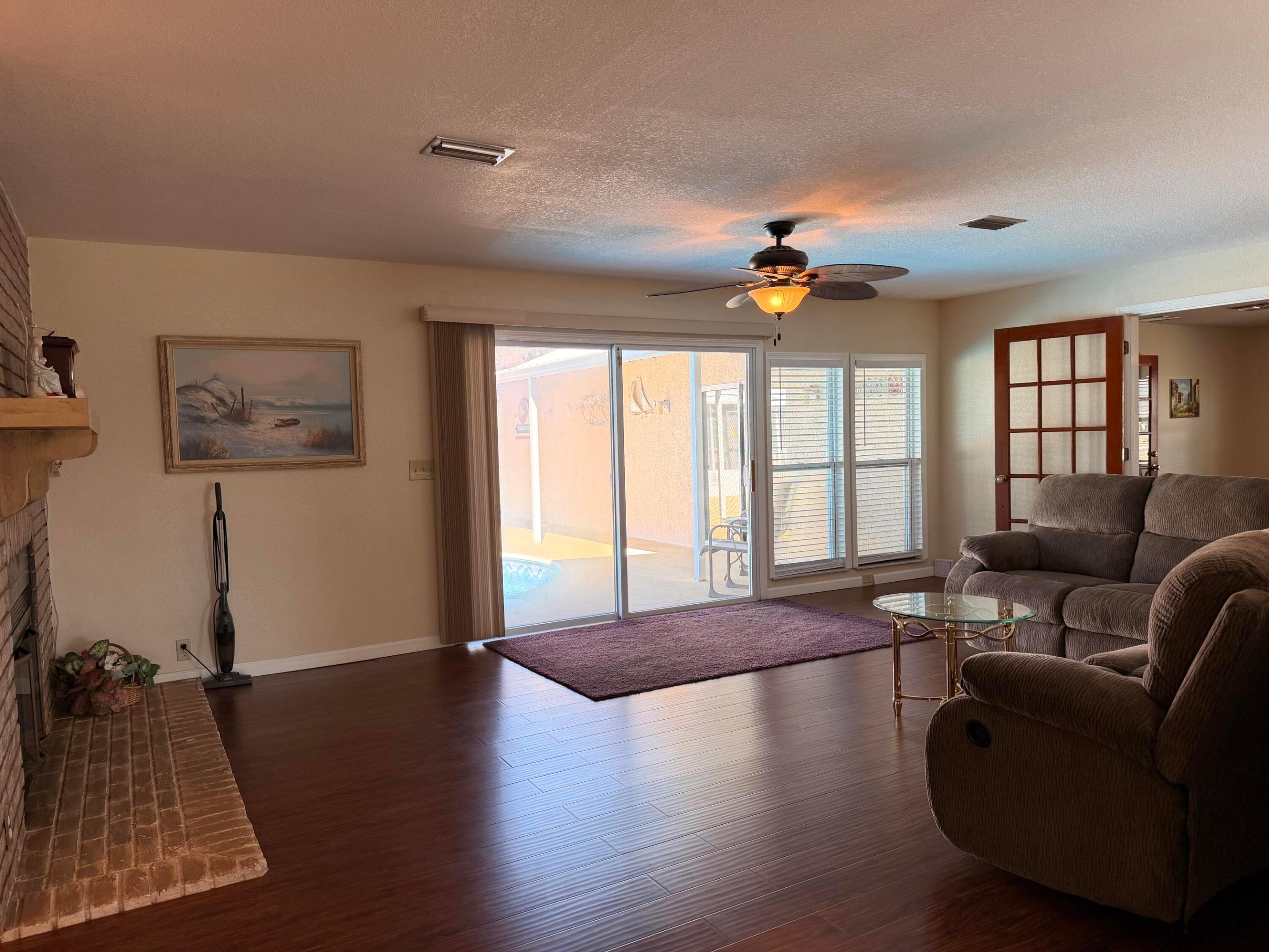 TAYLOR CREEK - Residential