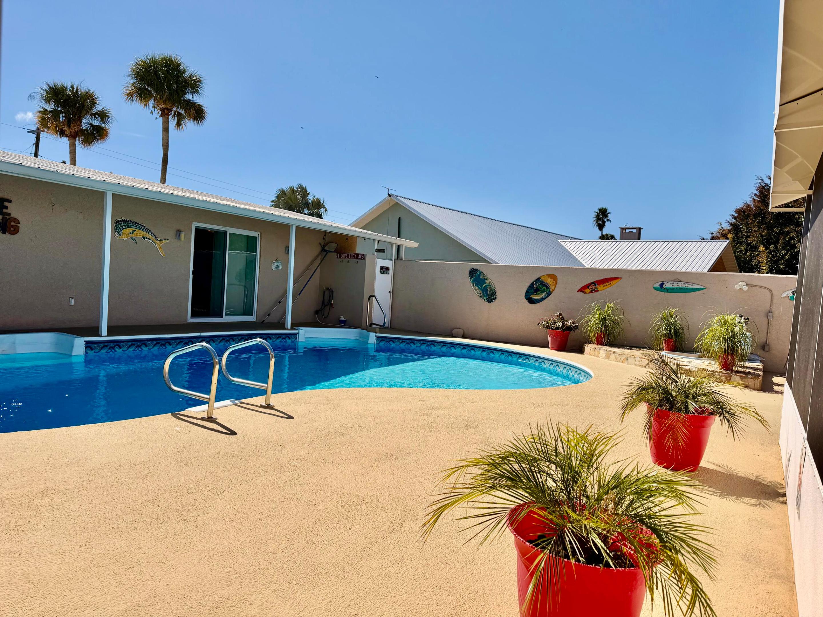 TAYLOR CREEK - Residential