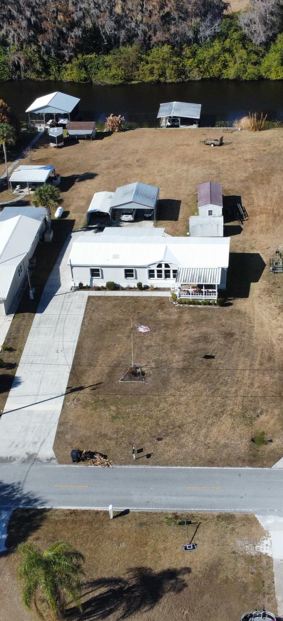 TAYLOR CREEK - Residential