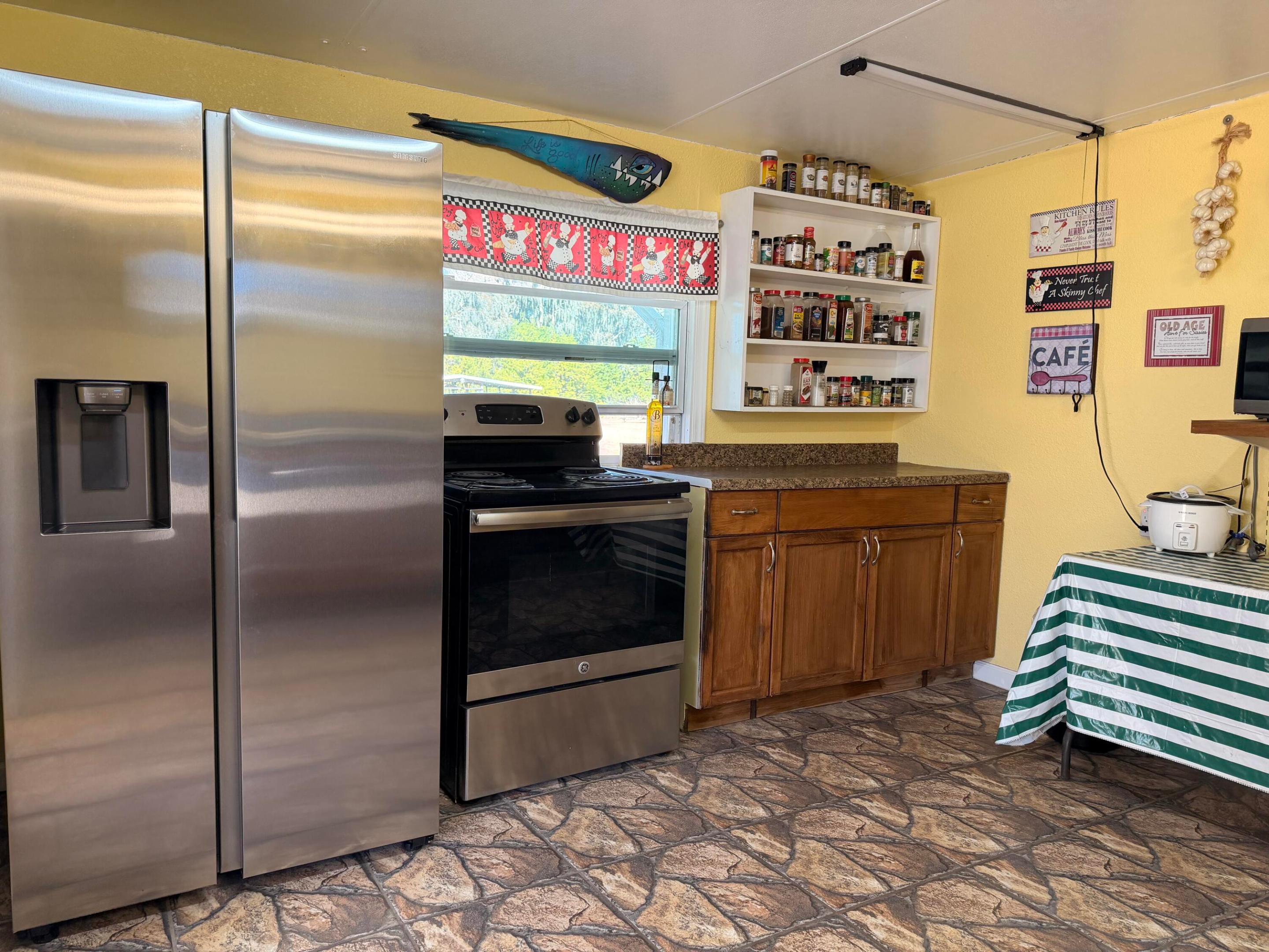 TAYLOR CREEK - Residential