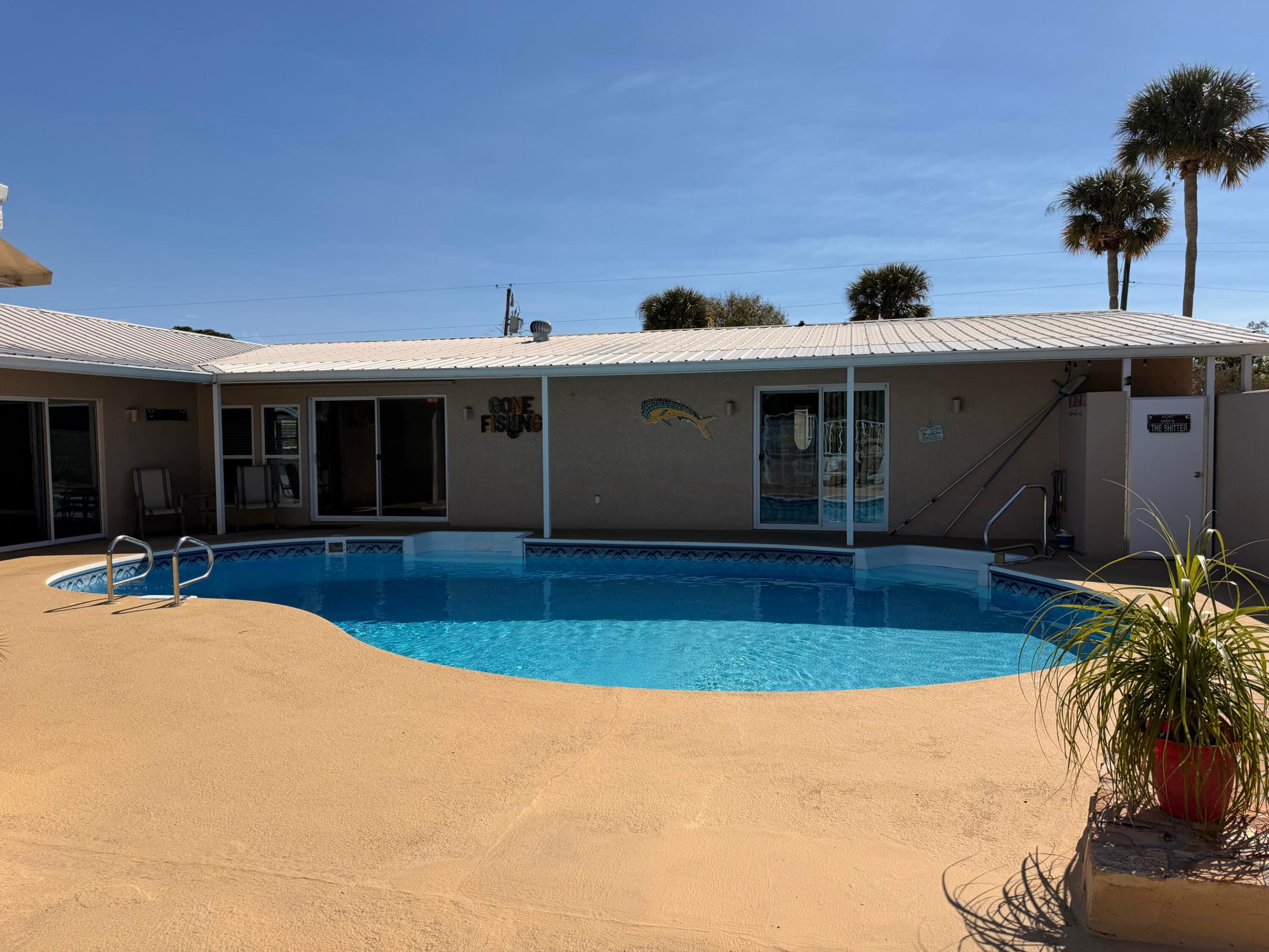 TAYLOR CREEK - Residential