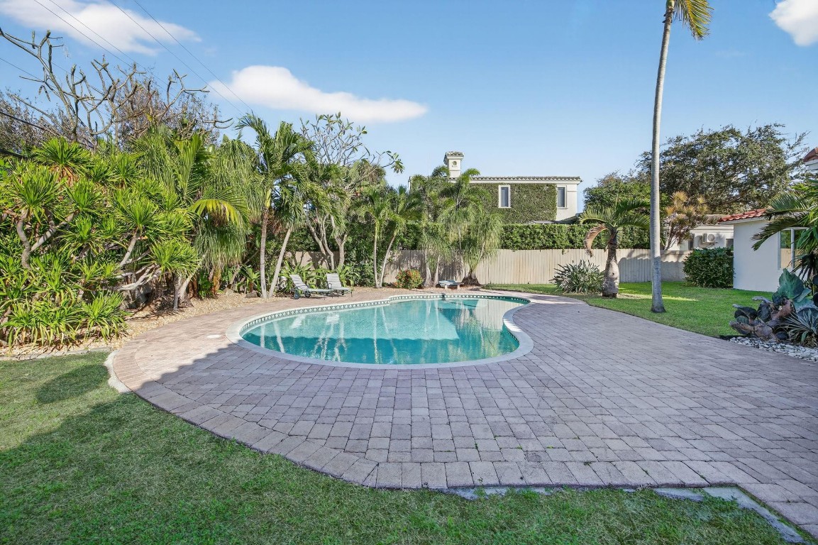 Beach Way Heights - Residential