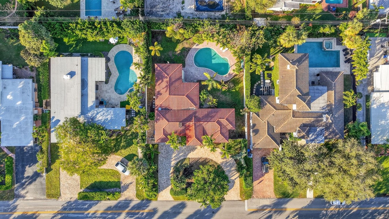 Beach Way Heights - Residential