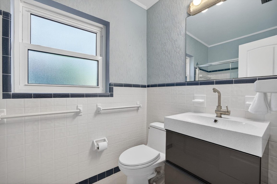 Beach Way Heights - Residential