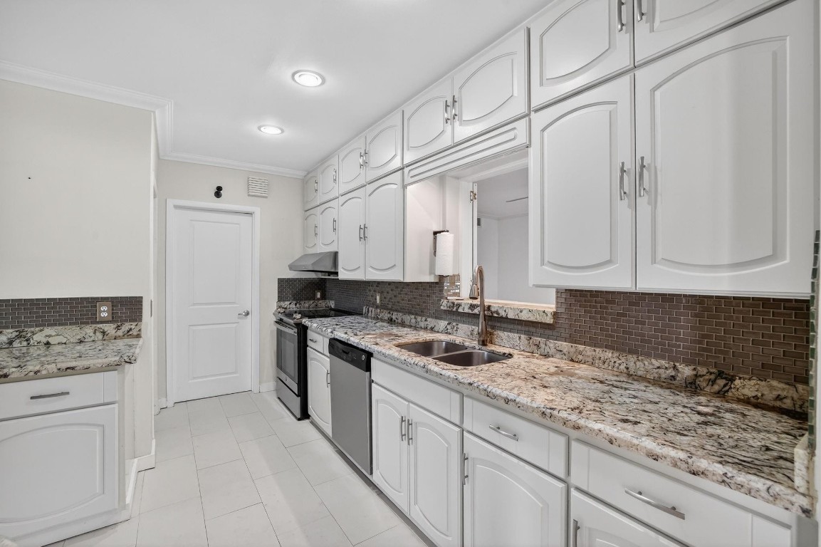 Beach Way Heights - Residential