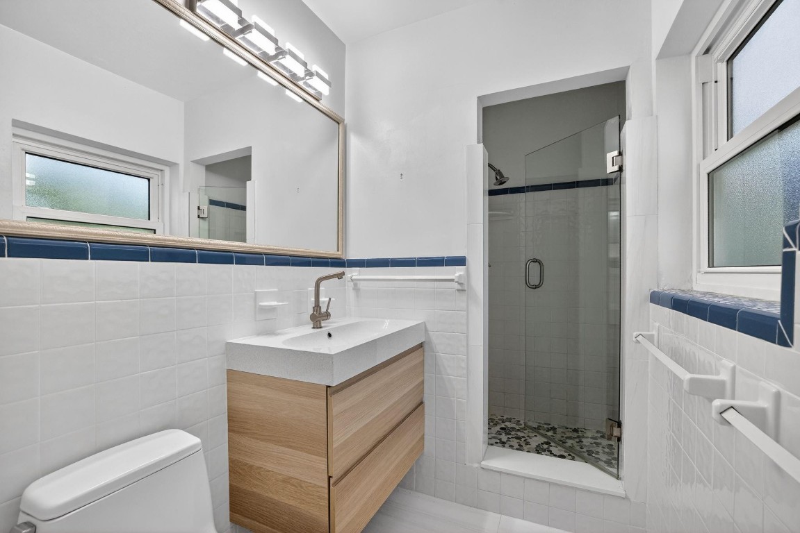 Beach Way Heights - Residential