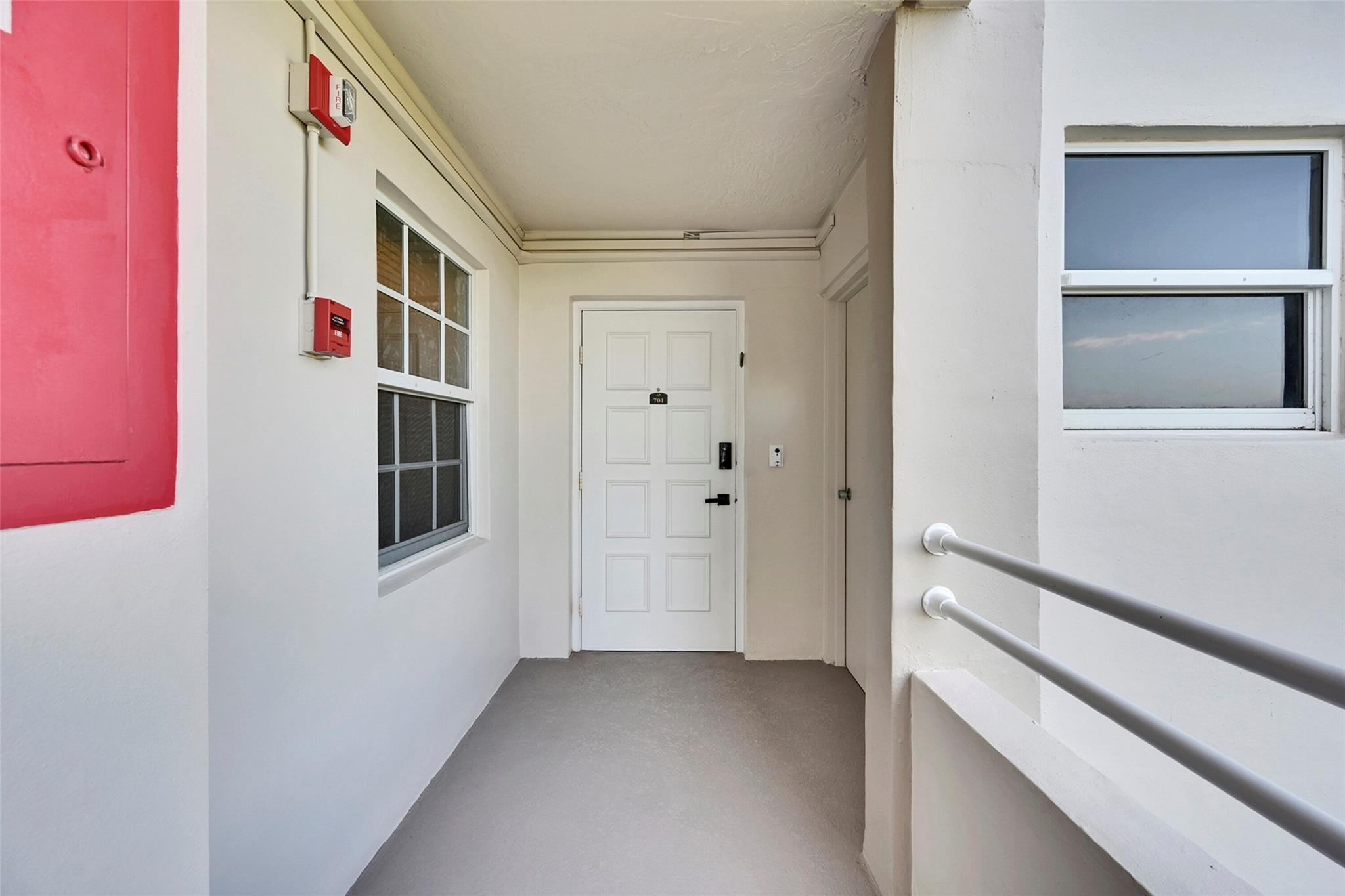 PALM-AIRE COUNTRY CLUB - Residential