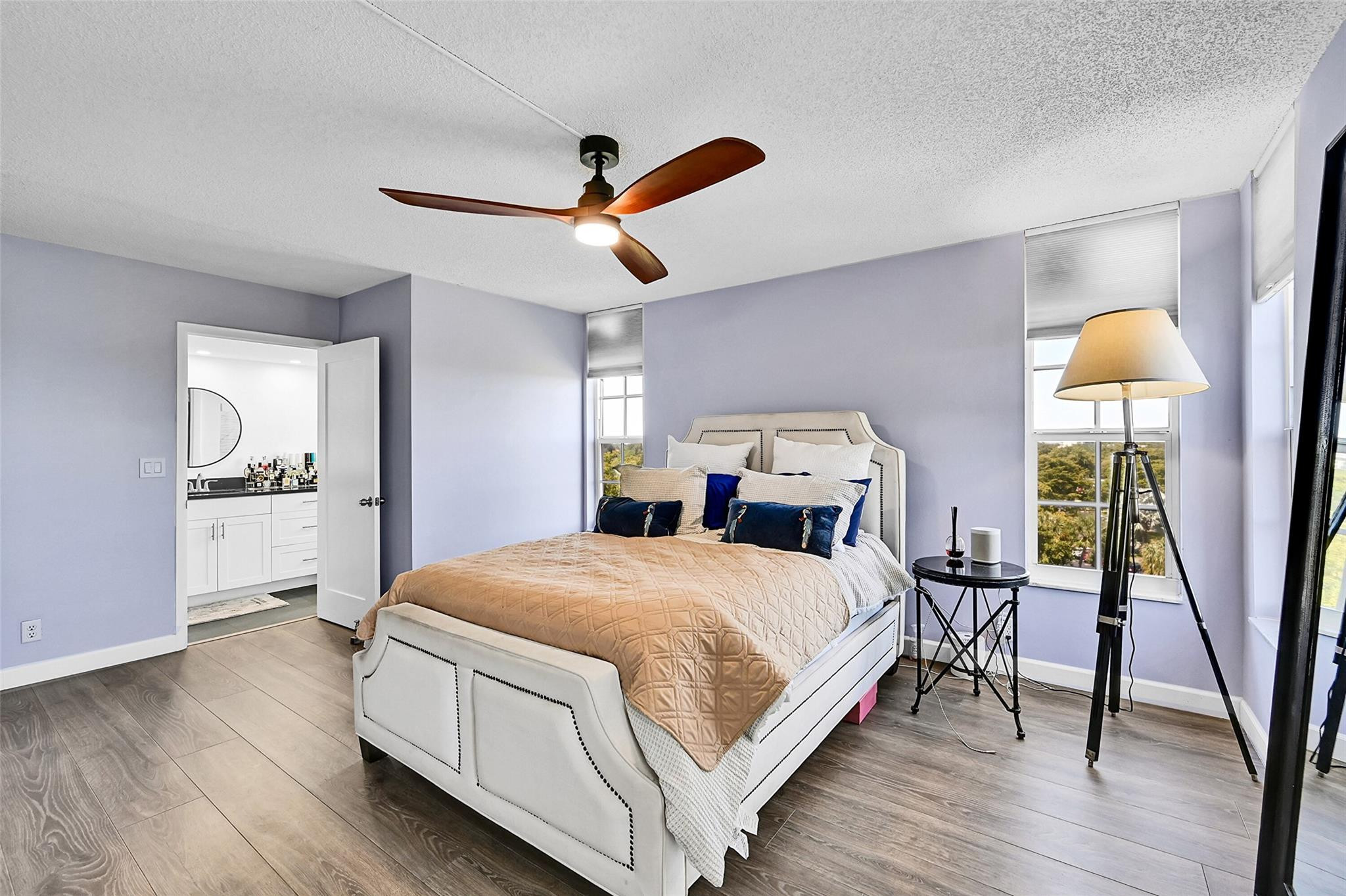 PALM-AIRE COUNTRY CLUB - Residential