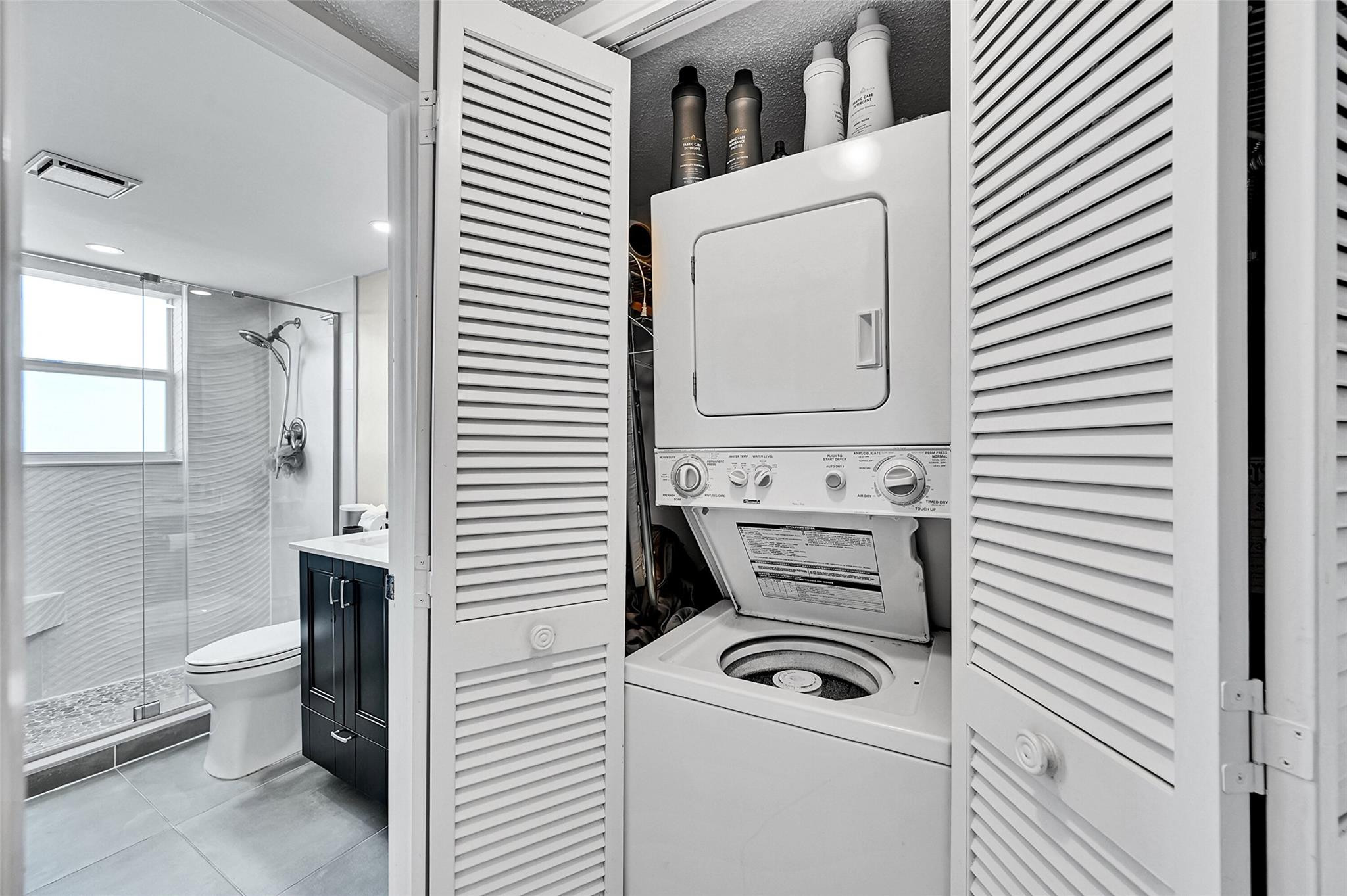 PALM-AIRE COUNTRY CLUB - Residential