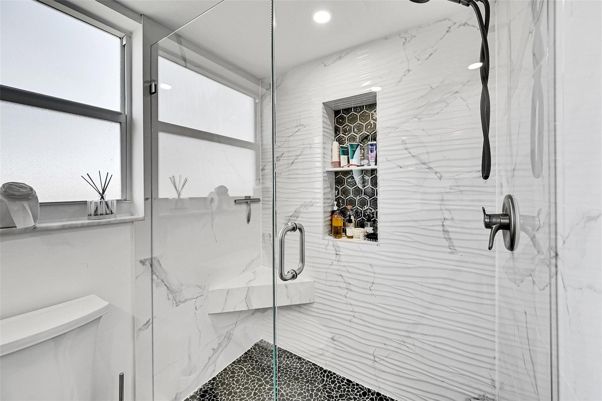 PALM-AIRE COUNTRY CLUB - Residential