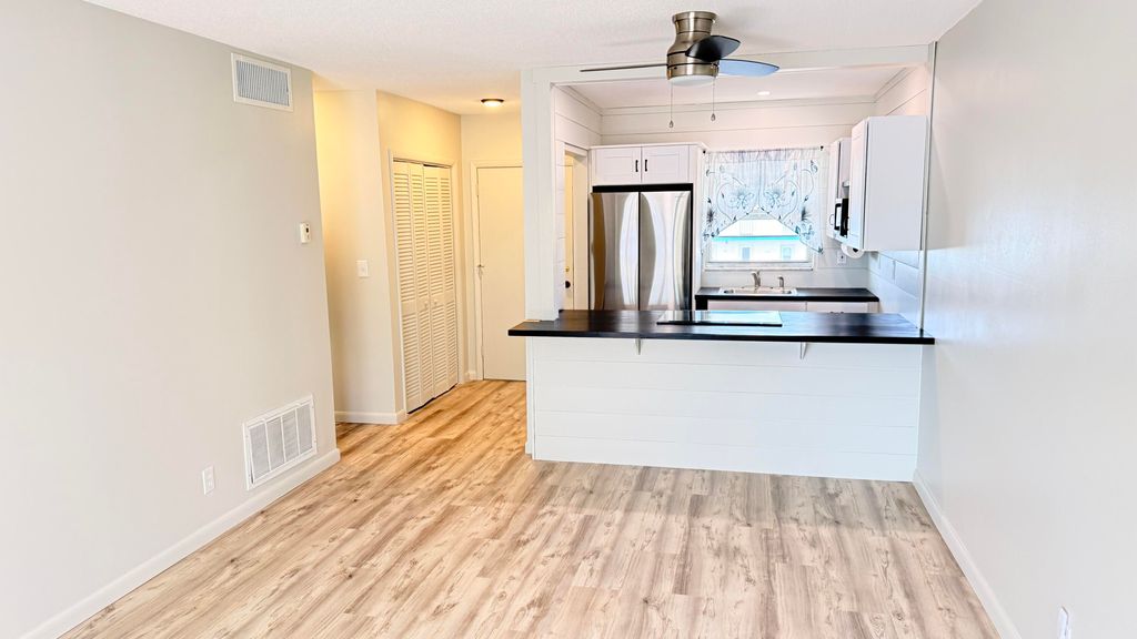 Photo of 1114 Lake Terrace #205, Boynton Beach, FL 33426 (MLS # B26015794)