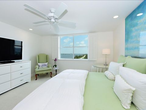 Condominium in Palm Beach FL 3450 Ocean Boulevard Blvd 12.jpg