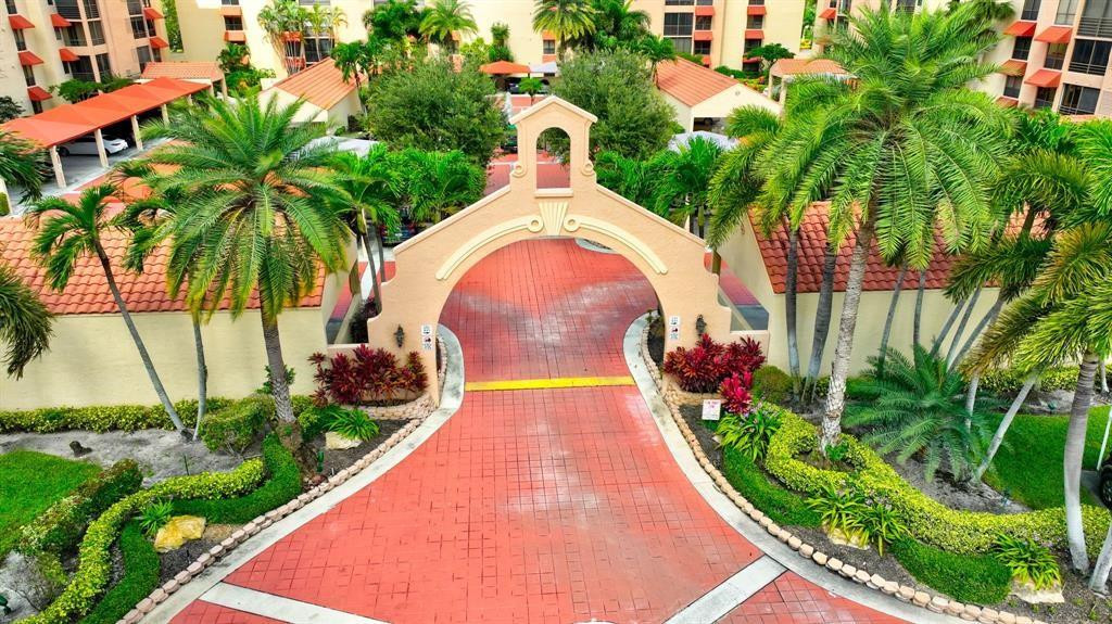 PROMENADE AT BOCA POINTE - Residential