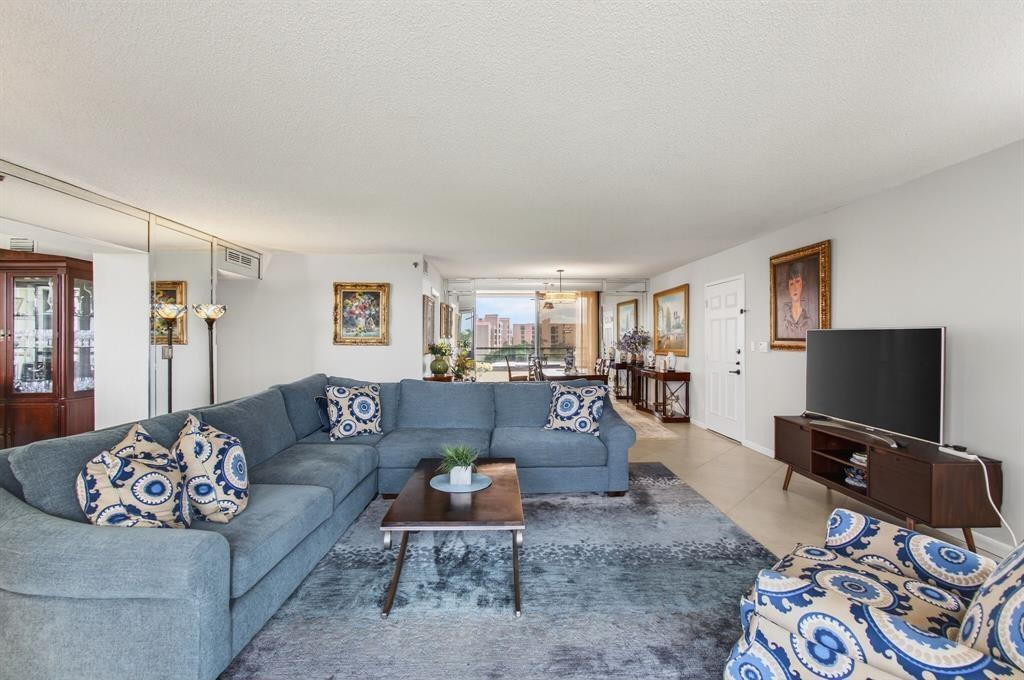 PROMENADE AT BOCA POINTE - Residential