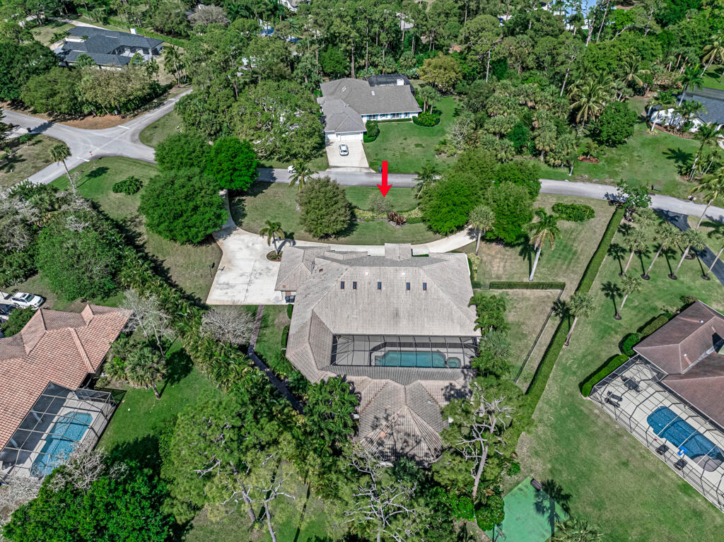 PINEWOOD OF WELLINGTON - Residential