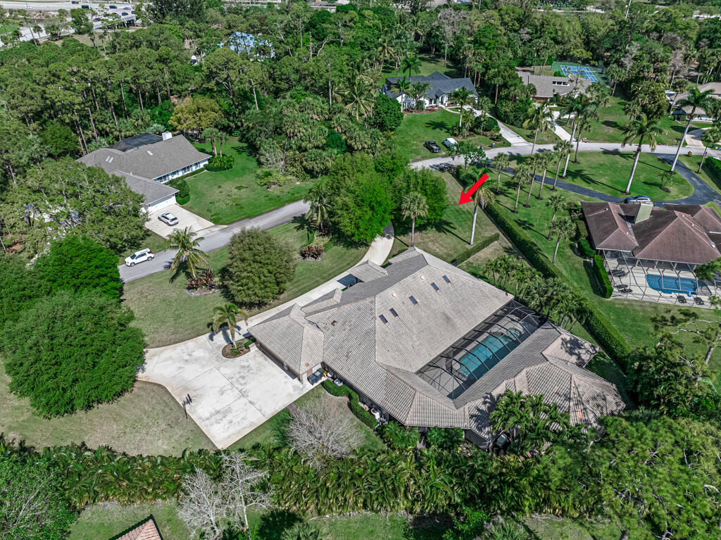 PINEWOOD OF WELLINGTON - Residential