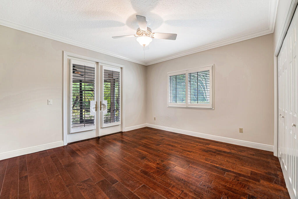 PINEWOOD OF WELLINGTON - Residential